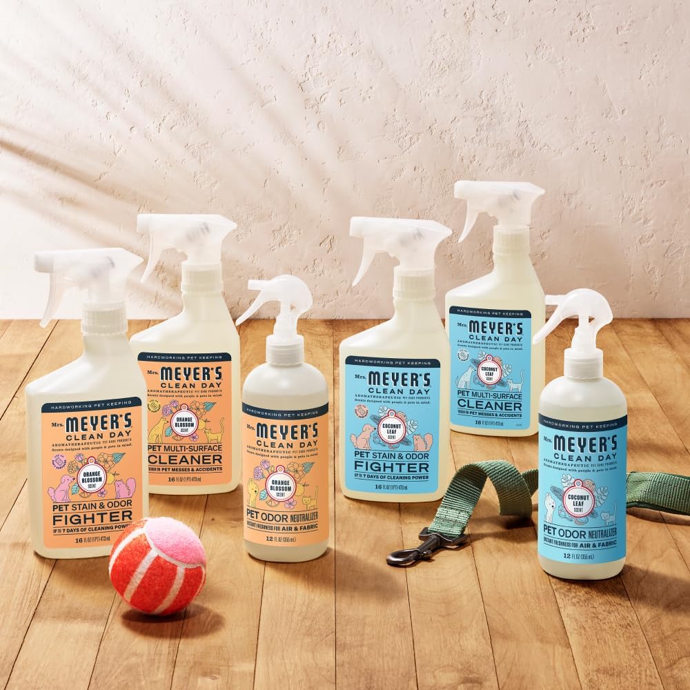 MRS. MEYER'S CLEAN DAY Pet Odor Neutralizer, Coconut Leaf Scent, 16oz