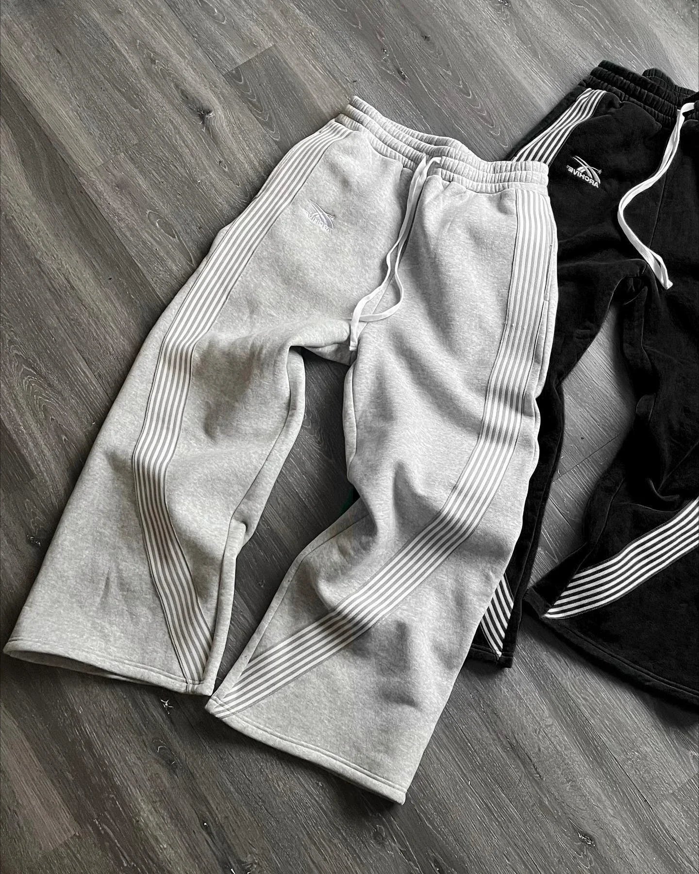 Hip Hop Letter Striped Embroidery Drawstring Sweatpants Y2K Pants Mens Womens Retro Gray Baggy Sweatpants Trousers