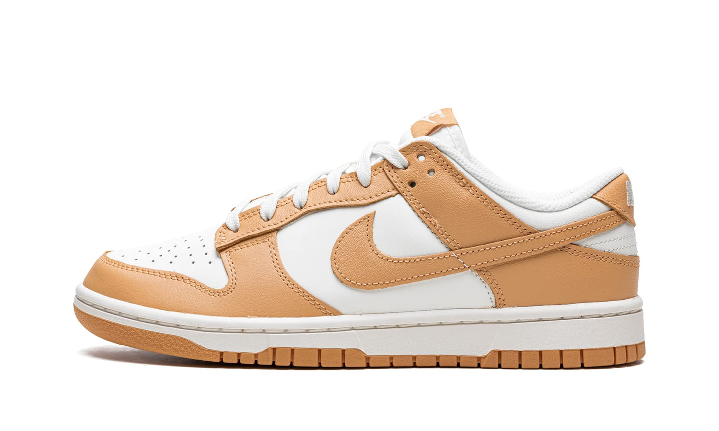 Nike Women Dunk Low Sneakers