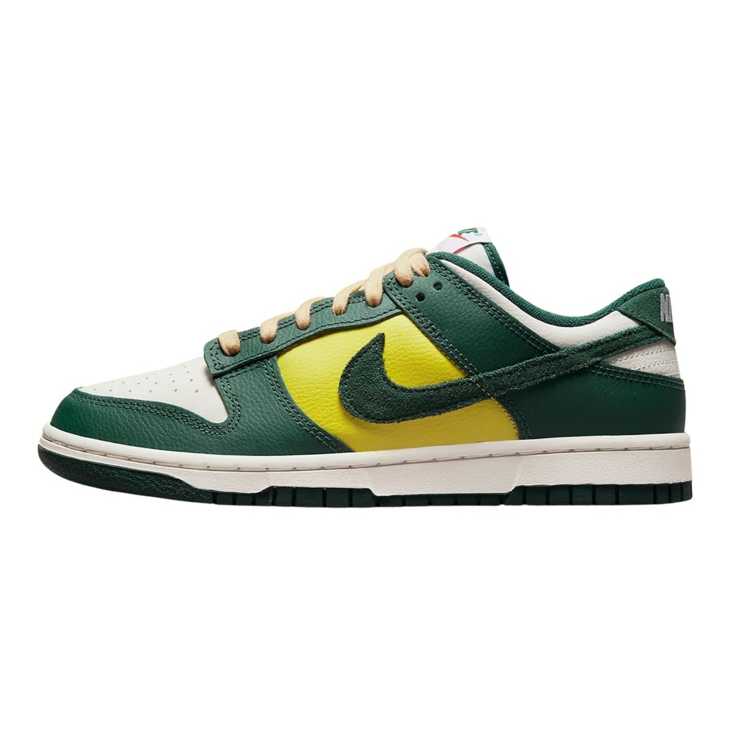 Nike Women Dunk Low Sneakers