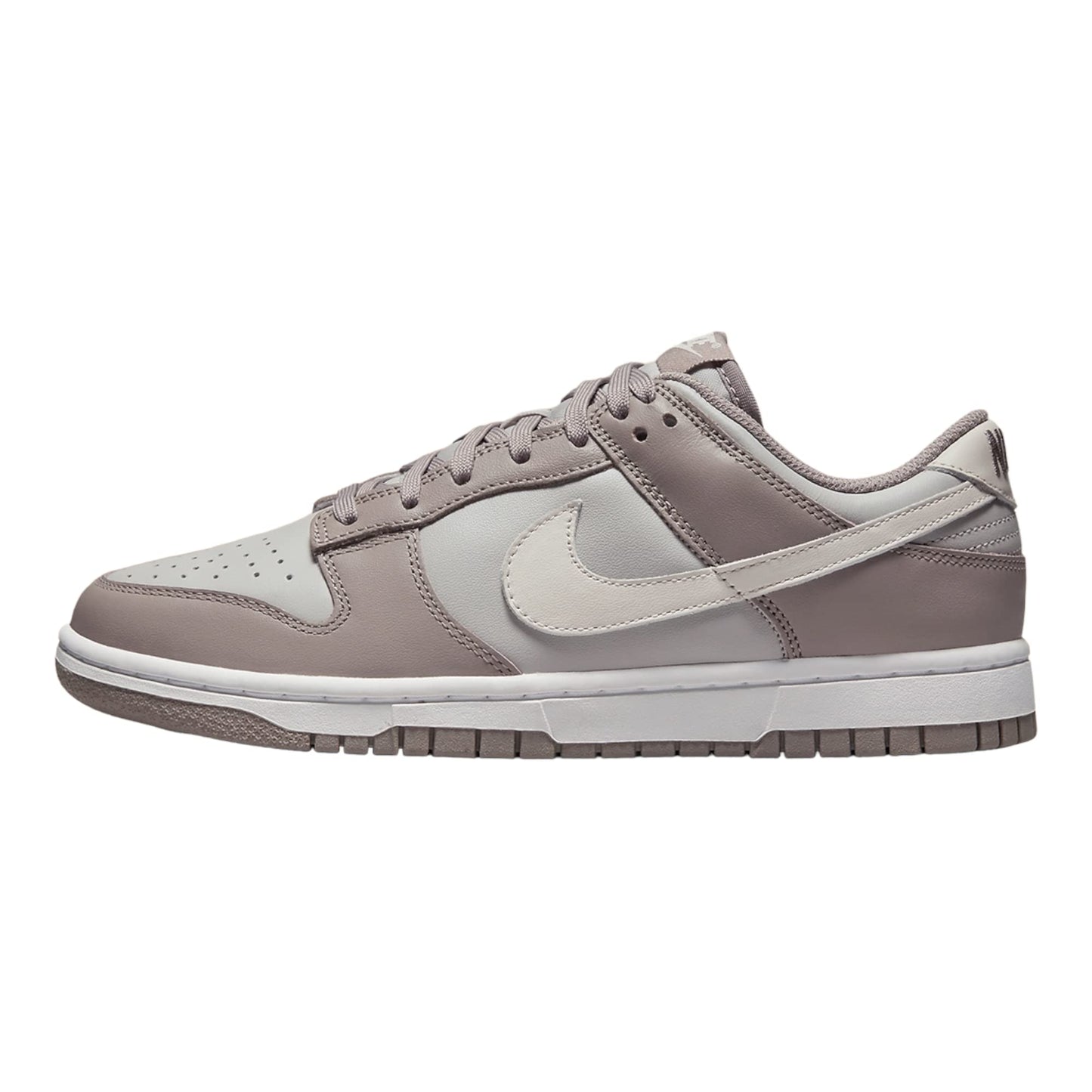 Nike Women Dunk Low Sneakers