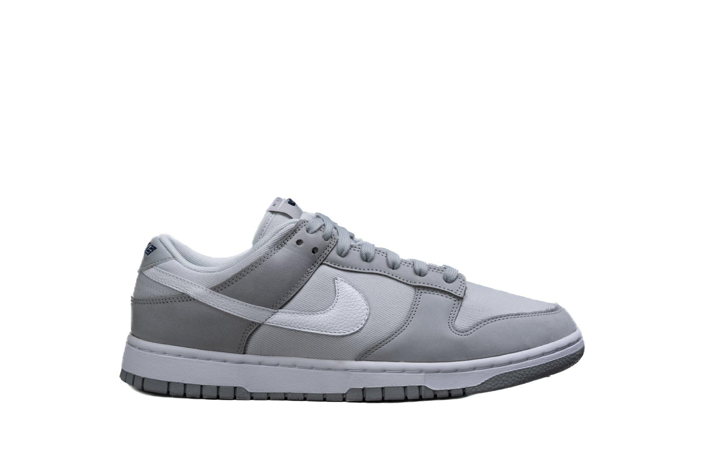 Nike Women Dunk Low Sneakers