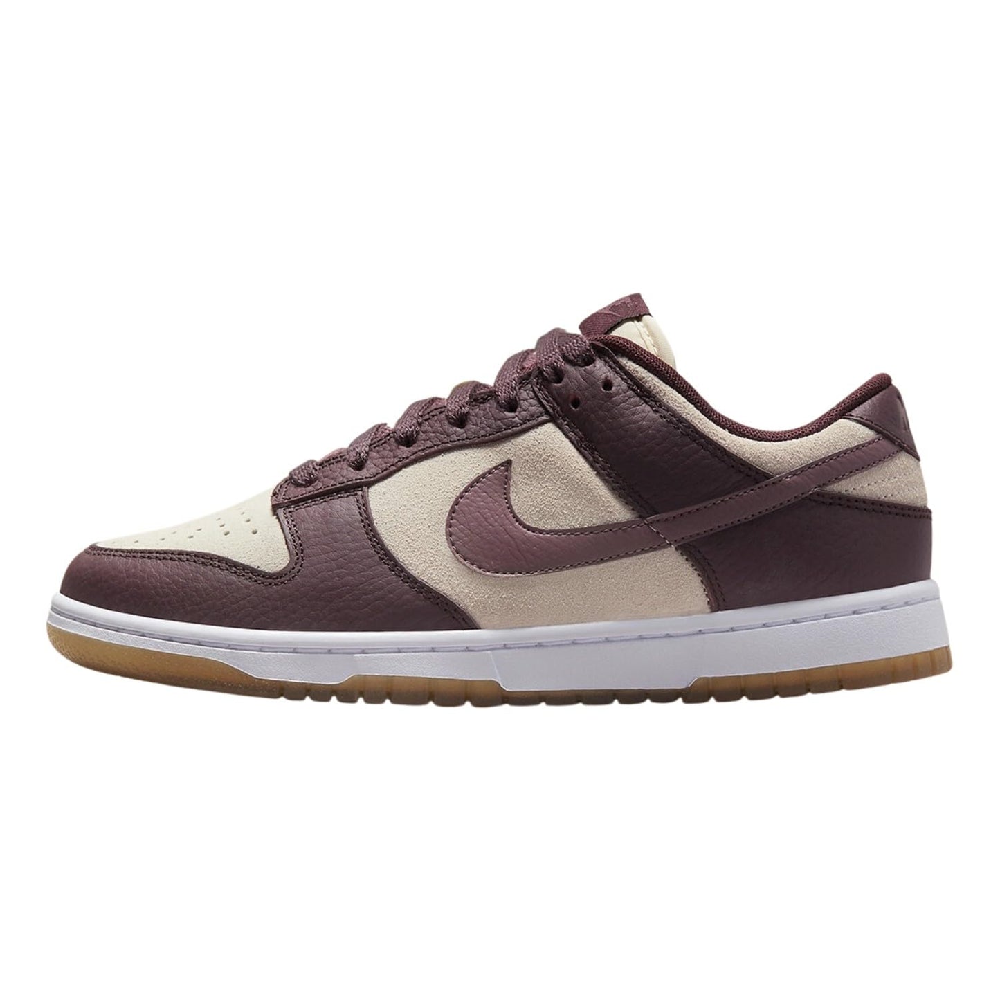 Nike Women Dunk Low Sneakers