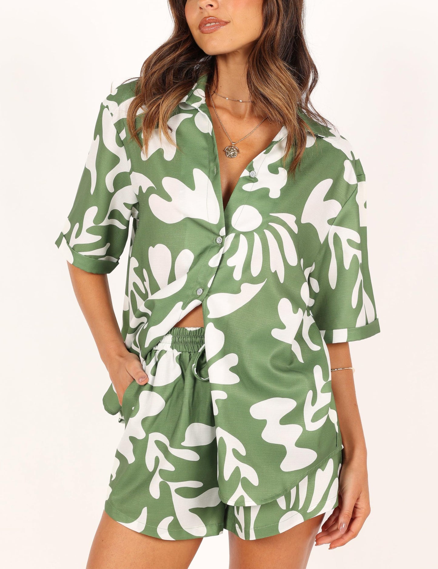 Women's 2 Piece Outfit Sets Summer Beach Casual Printed Shirts and Shorts Lounge Sets