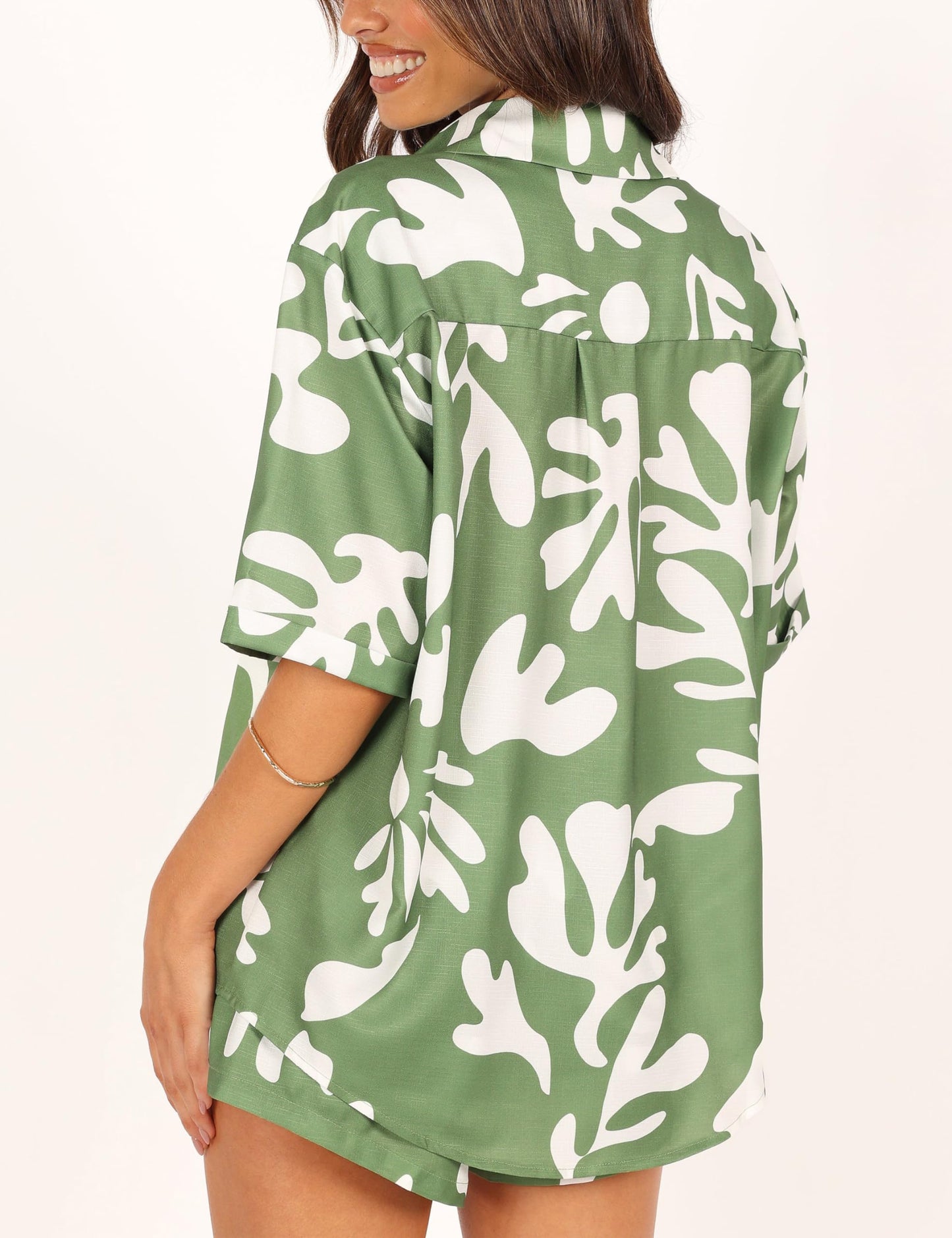 Women's 2 Piece Outfit Sets Summer Beach Casual Printed Shirts and Shorts Lounge Sets
