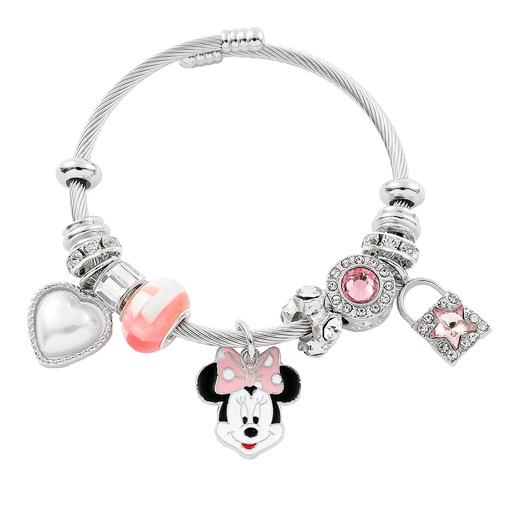 A cute cartoon bracelet, alloy bracelet, holiday party wear, is the best holiday gift for friends and classmates.
